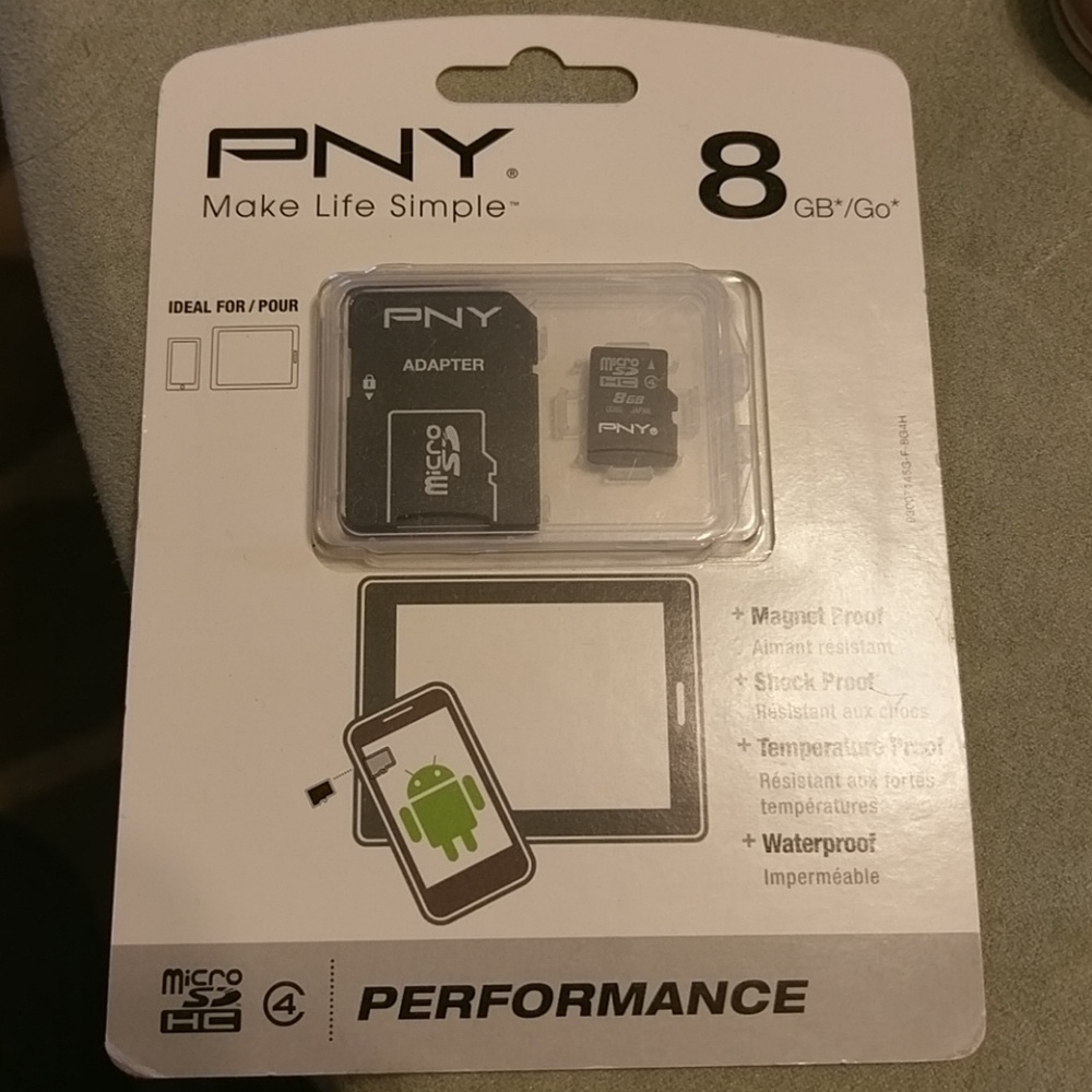 New!!!  SD card! 8GB